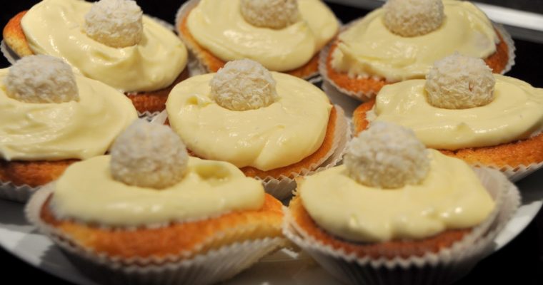 Raffaello Muffins – Leckere Kalorienbömbchen für das gemütliche Treffen mit der besten Freundin