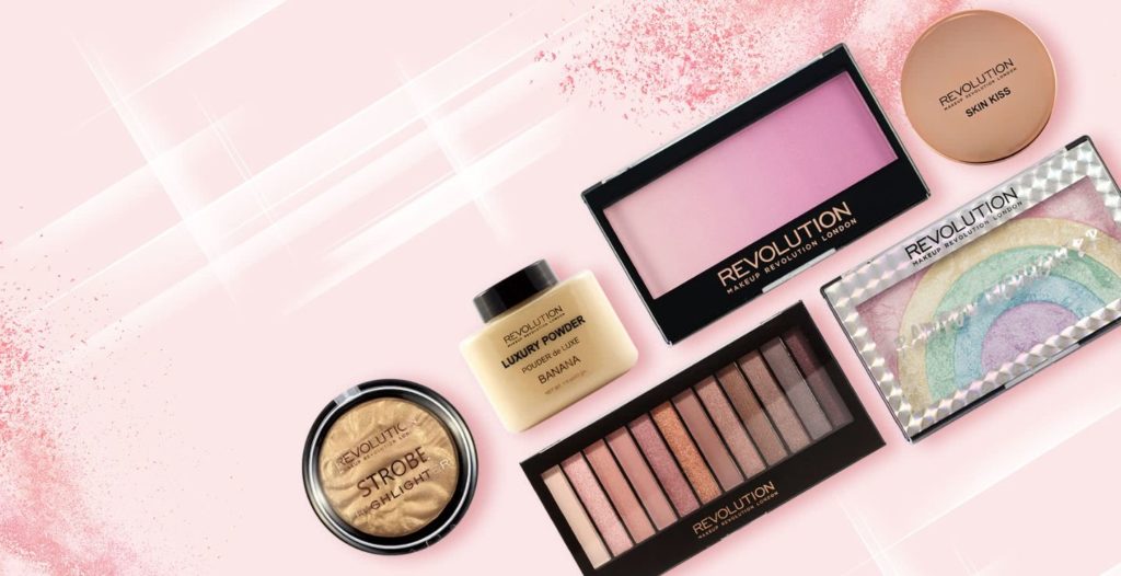 Makeup Revolution jetzt in der Rossmann Kosmetik Theke!